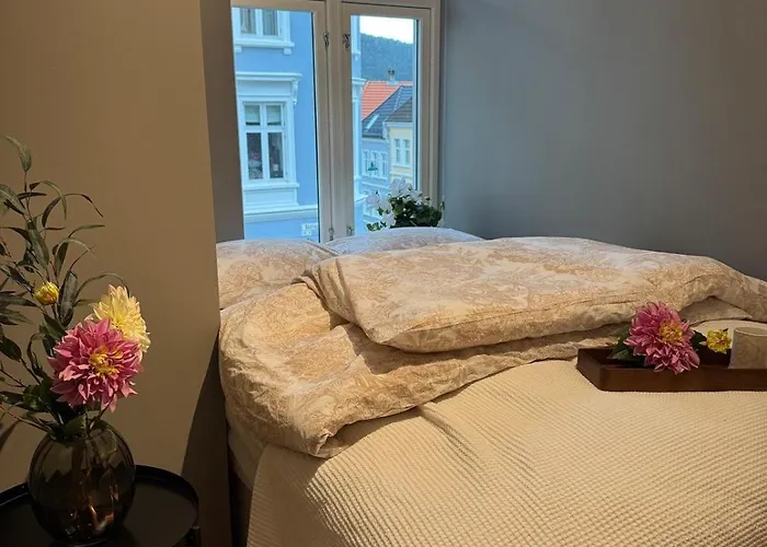 Apartment Centre, Fantastic, New Bergen